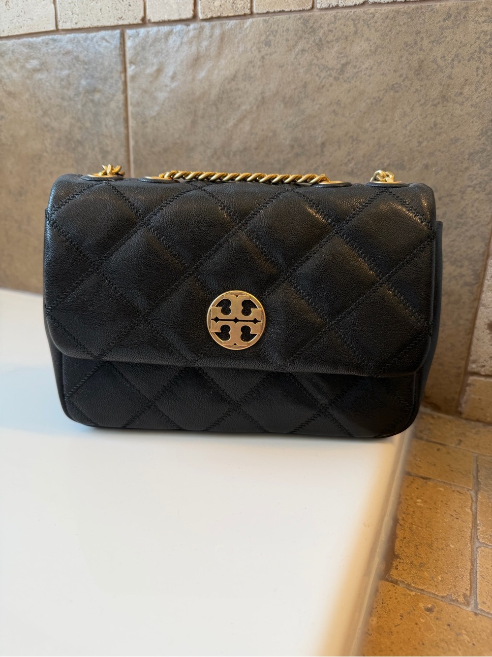 Tory Burch Black Leather Convertible Shoulder/Crossbody Bag with Gold Chain